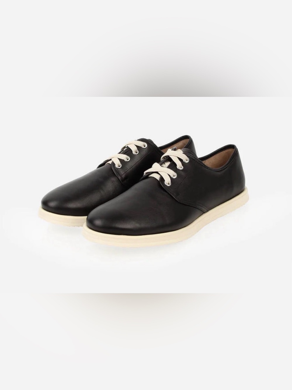 The Eyelet Sneaker by Poppy Barley size 7